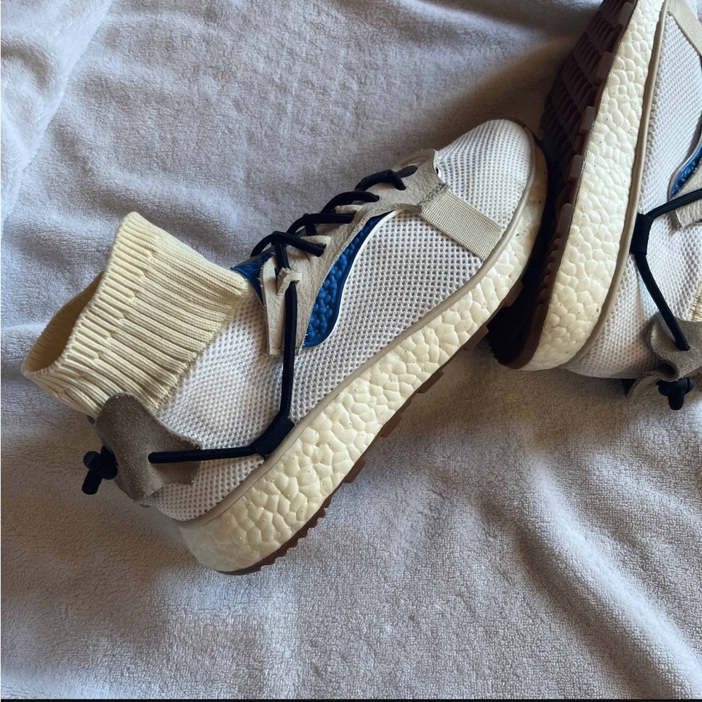 Alexander Wang x AW Run - “White” - Adidas Boost - Size 8